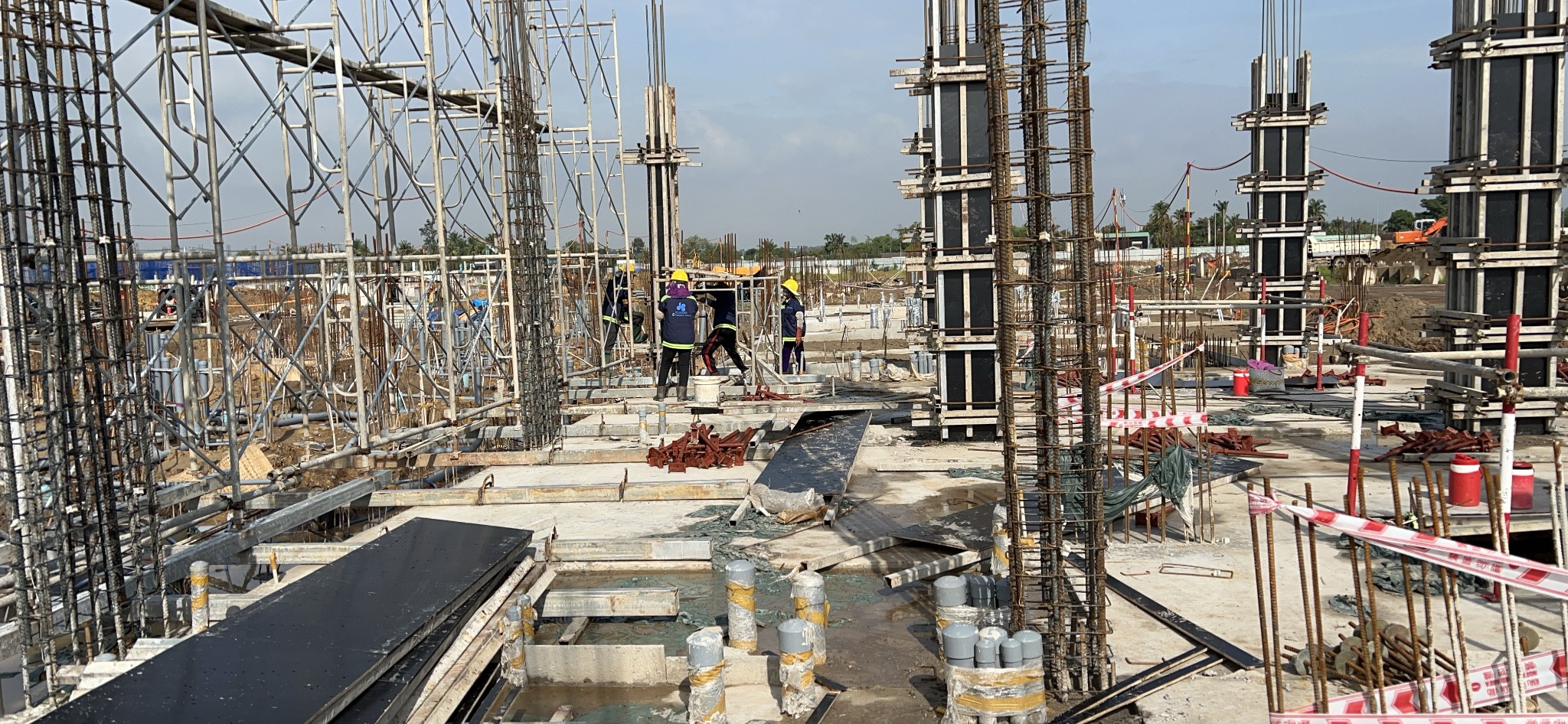 DỰ ÁN AQUA WATERFRONT – KHU 823 CĂN